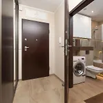 Comfortable Krakowska With Free Parking By Renters *