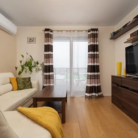 Appartement Comfortable Krakowska With Free Parking By Renters *
